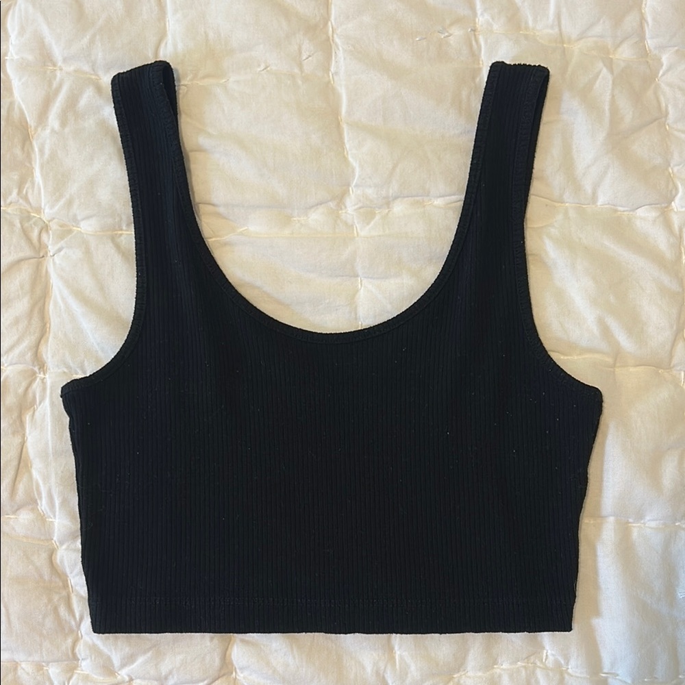 American Eagle Black Cropped Tank